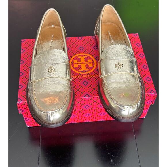 TORY BURCH CLASSIC LOAFER METALLIC LEATHER SPARK GOLD PLATINO SZ US 8 NIB $298 - Picture 1 of 6